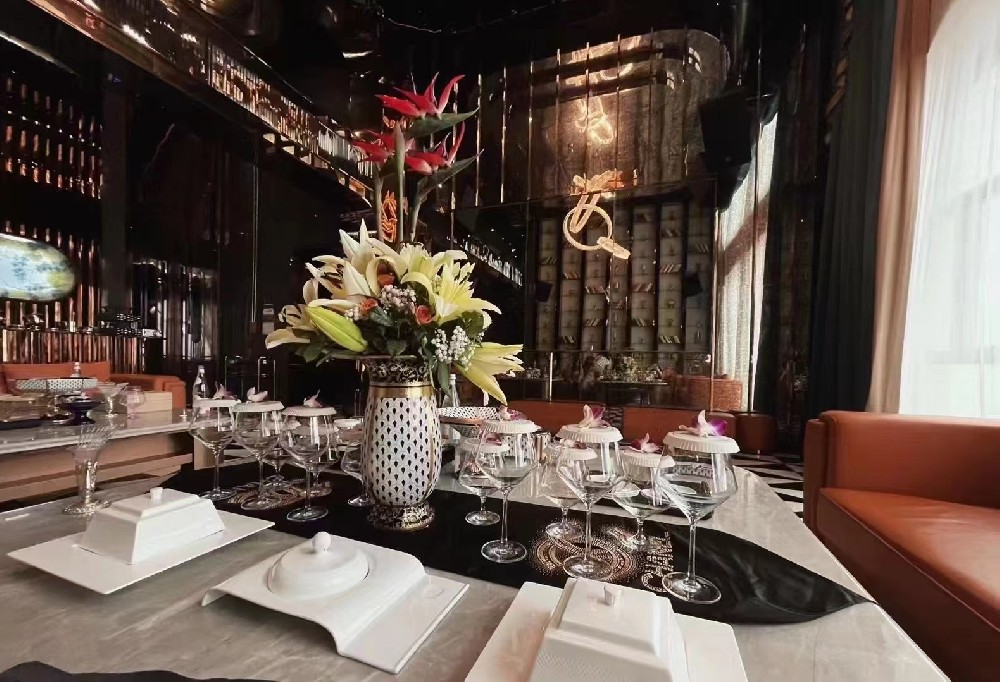 南昌夜总会招聘兼职,职场机遇高职高薪等你去把握